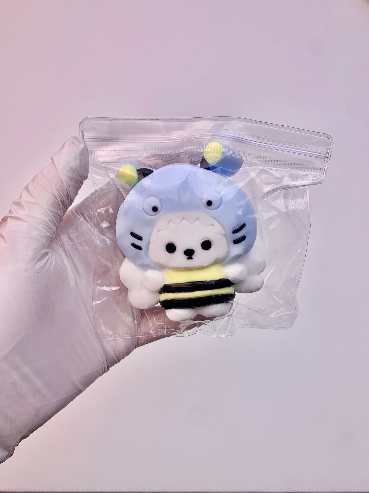 Shark Bee Taba Squishy
