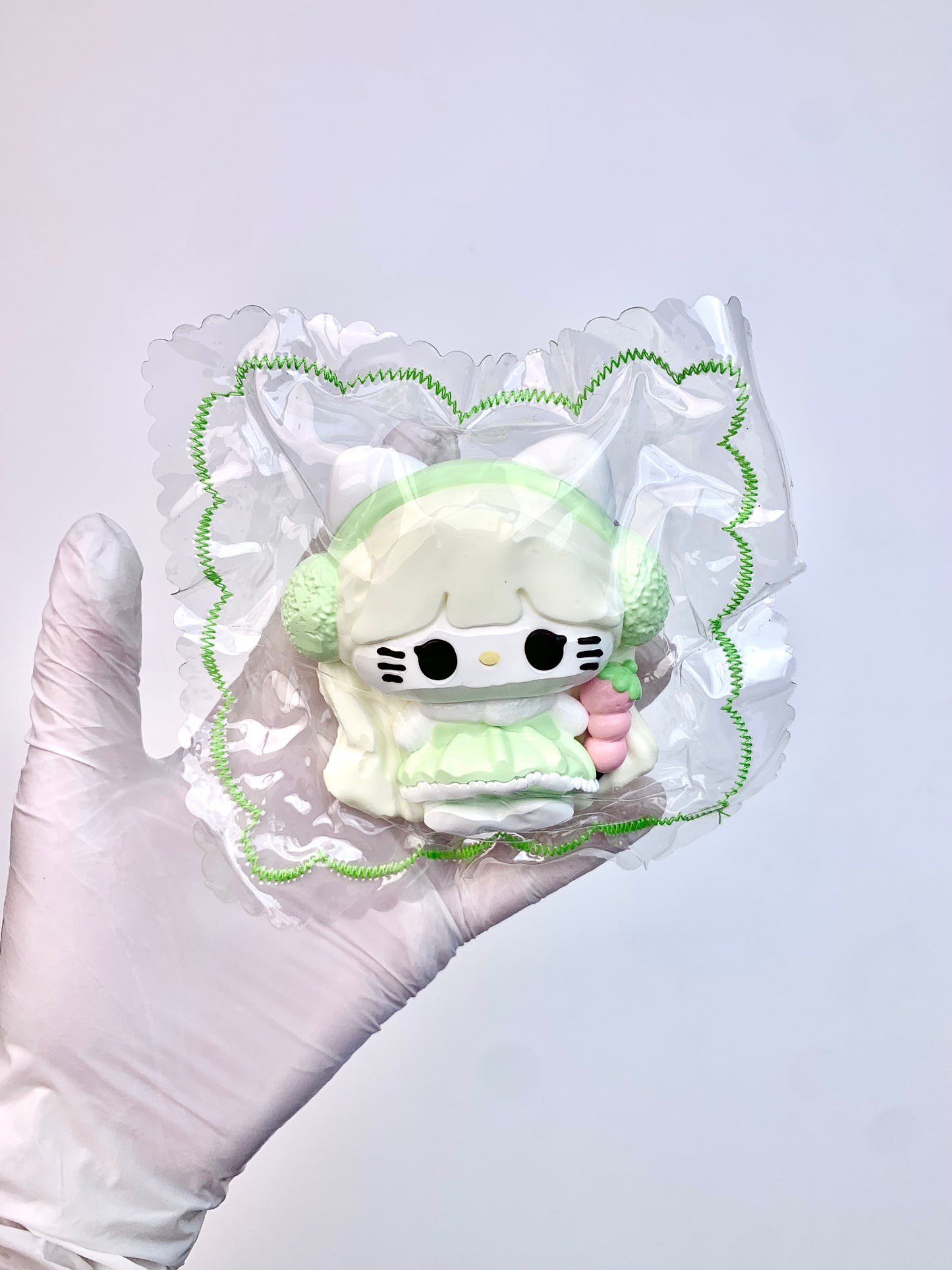 Listening Music HK Taba Squishy