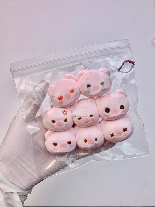 8 Pig Emojis Taba Squishy